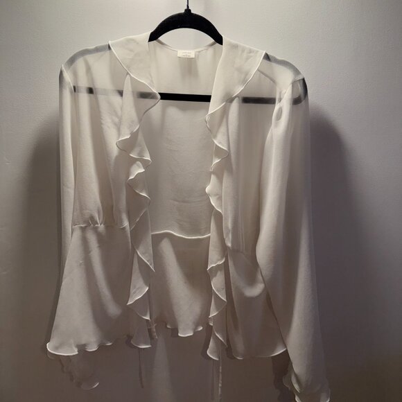 Aritzia Wilfred Frenchy Blouse V-neck chiffon ruffle blouse Size XL - Picture 2 of 10